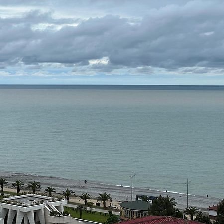 Apart Hotel Black Sea Towers Batumi Bagian luar foto