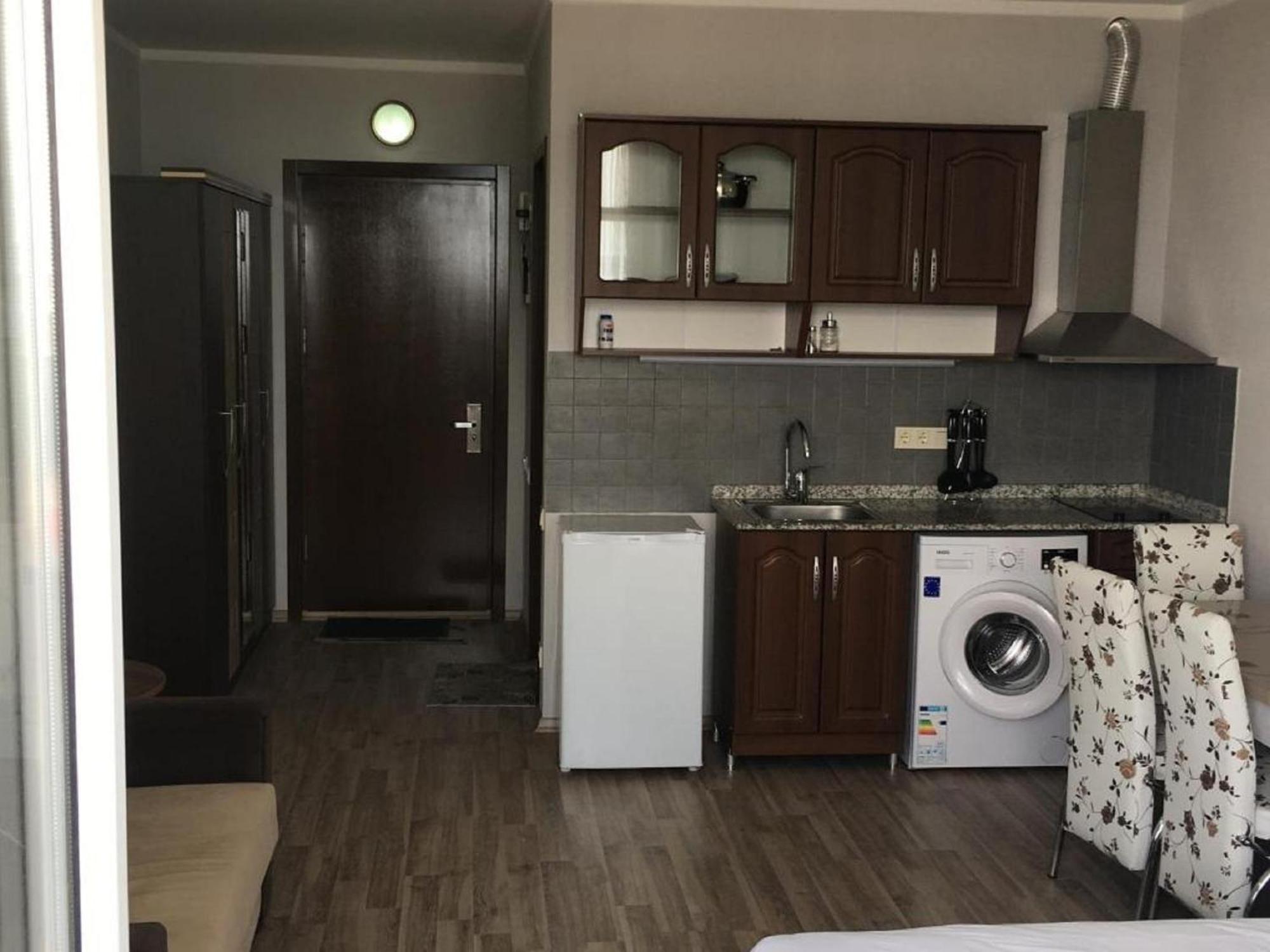 Apart Hotel Black Sea Towers Batumi Bagian luar foto