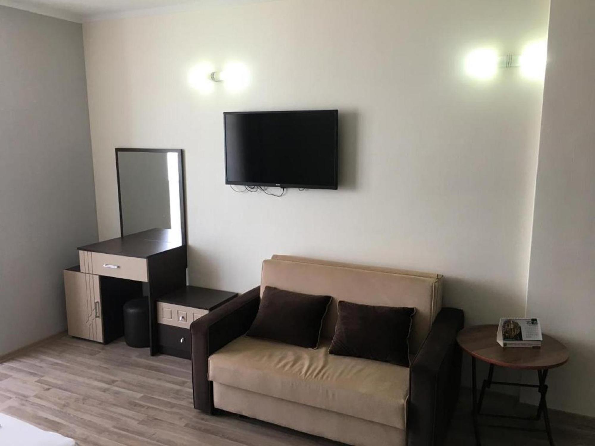 Apart Hotel Black Sea Towers Batumi Bagian luar foto
